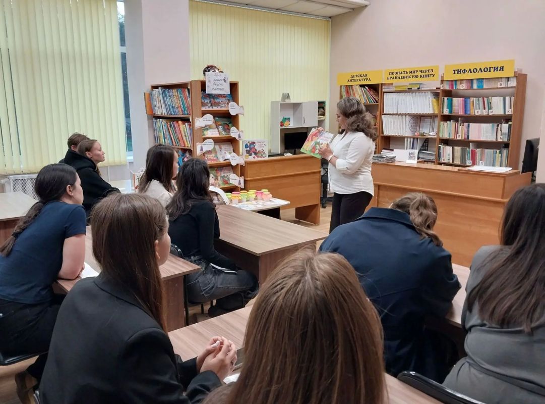 В Чувашской республиканской специальной библиотеке им. Л.Н. Толстого открылась необычная ароматная выставка книг В Чувашской республиканской специальной библиотеке им. Л.Н. Толстого открылась необычная ароматная выставка книг