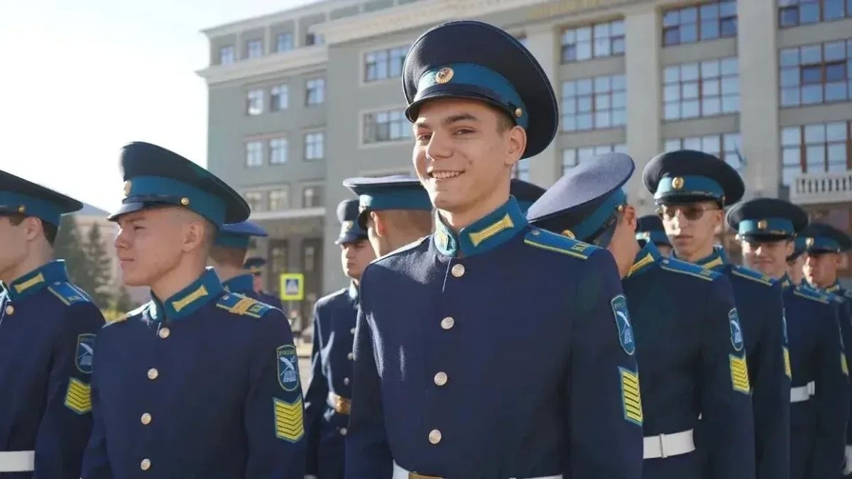 Дмитрий Захаров:. Сегодня в Уфе открылась юбилейная X Спартакиада кадетских корпусов ПФО «Кадет Приволжья - 2026» Дмитрий Захаров:. Сегодня в Уфе открылась юбилейная X Спартакиада кадетских корпусов ПФО «Кадет Приволжья - 2026»