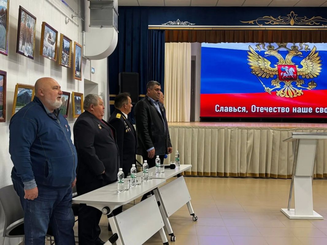 Члены Общественной палаты Чувашии приняли участие в Уроке мужества и единства Члены Общественной палаты Чувашии приняли участие в Уроке мужества и единства