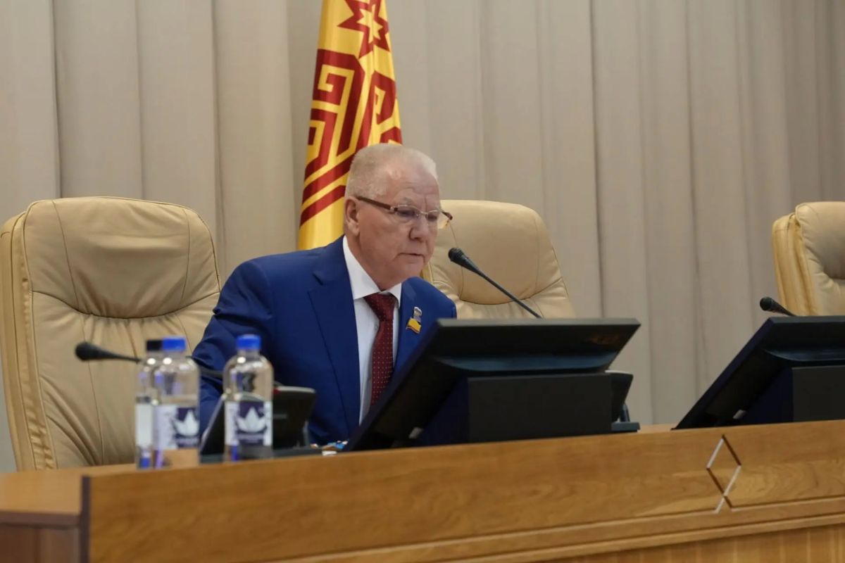 Леонид Черкесов: Начала работу первая сессия Государственного Совета Чувашской Республики восьмого созыва Леонид Черкесов: Начала работу первая сессия Государственного Совета Чувашской Республики восьмого созыва
