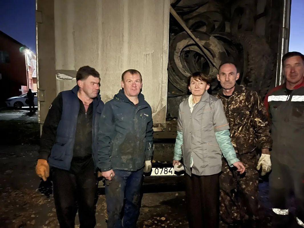 В селе Синьялы организован вывоз старых автомобильных покрышек