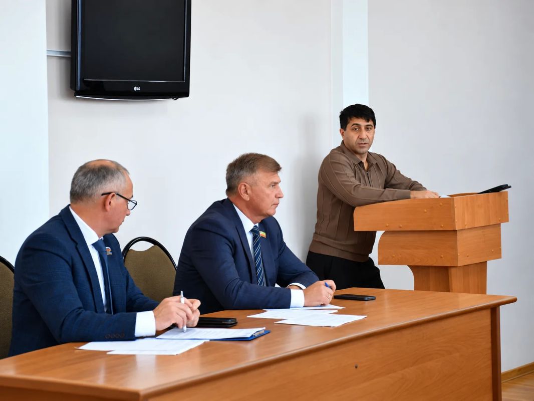 Благоустройство, здоровье и память о героях: на еженедельной планерке с руководителями структурных подразделений администрации обсудили ключевые вопросы развития Новочебоксарска: Благоустройство, здоровье и память о героях: на еженедельной планерке с руководителями структурных подразделений администрации обсудили ключевые вопросы развития Новочебоксарска: