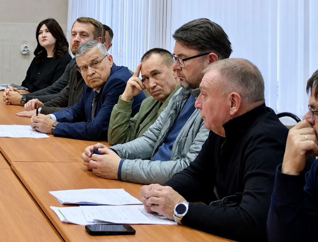 Встретился с застройщиками города Встретился с застройщиками города