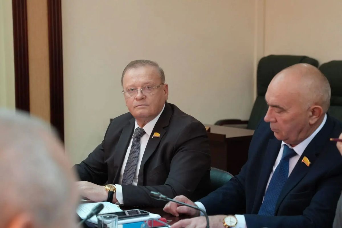 Леонид Черкесов: Стартовала программа обучения для депутатов Государственного Совета Чувашской Республики нового созыва Леонид Черкесов: Стартовала программа обучения для депутатов Государственного Совета Чувашской Республики нового созыва